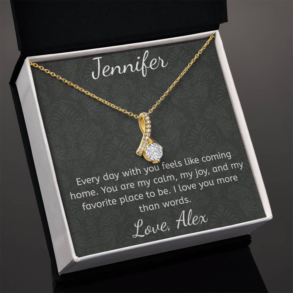 Alluring Beauty Necklace (Yellow & White Gold Variants)