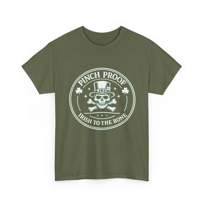 Vintage Skull & Crossbones Irish Tee — Mint Graphic Pirate Emblem T‑Shirt