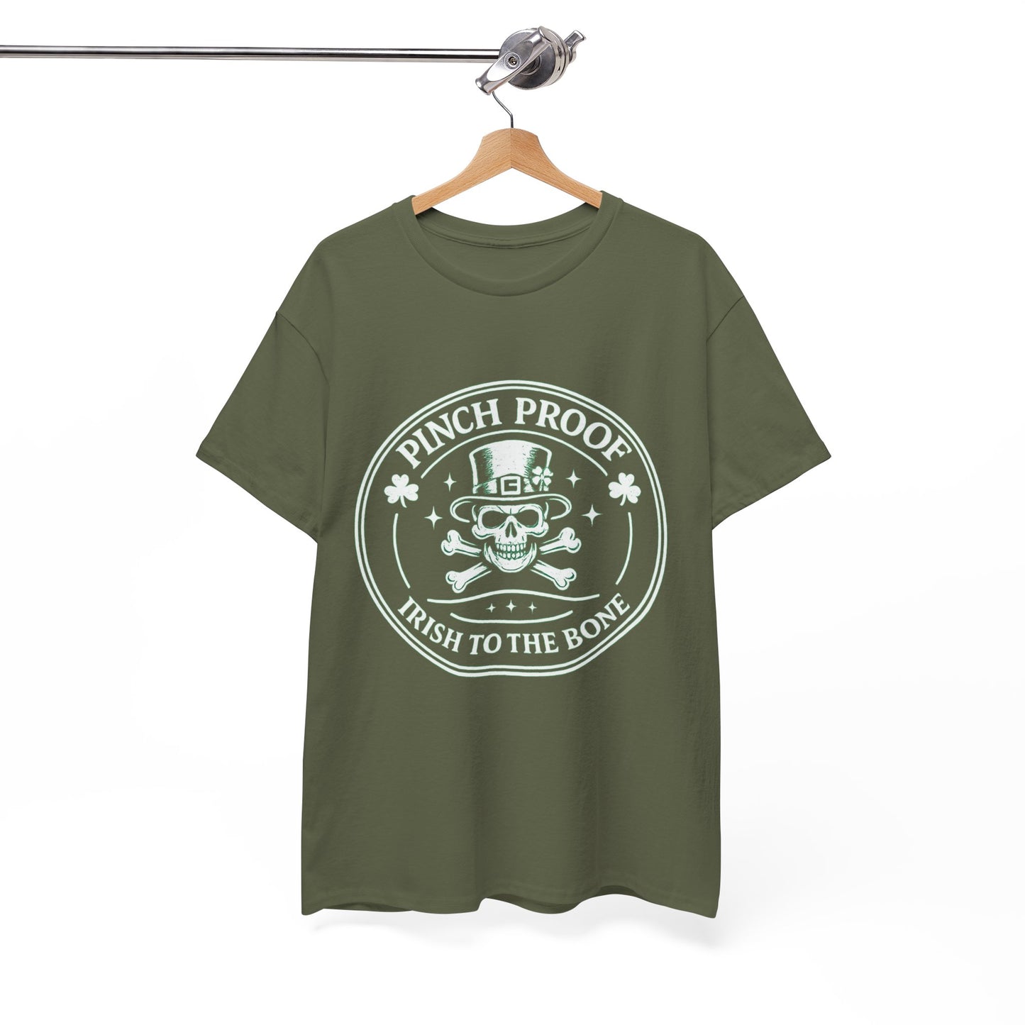 Vintage Skull & Crossbones Irish Tee — Mint Graphic Pirate Emblem T‑Shirt