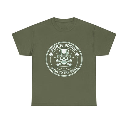 Vintage Skull & Crossbones Irish Tee — Mint Graphic Pirate Emblem T‑Shirt