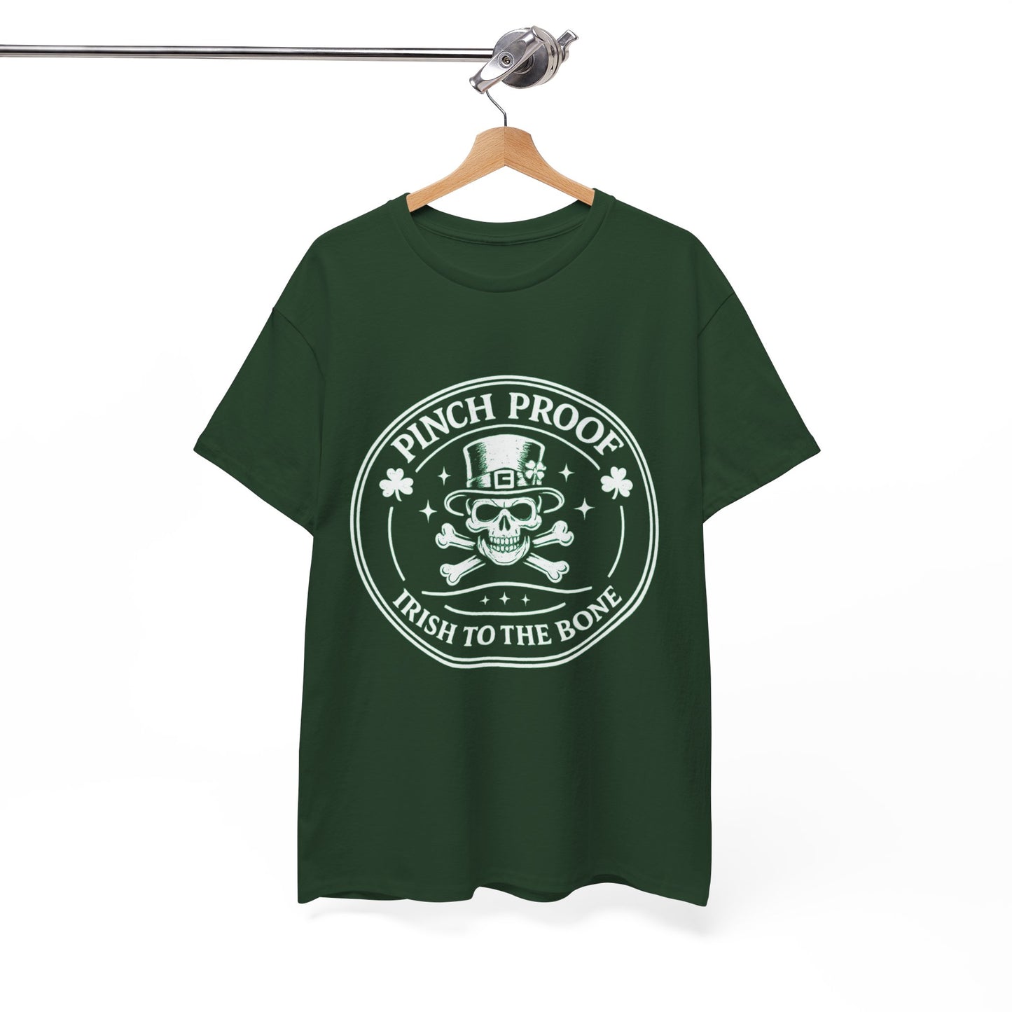Vintage Skull & Crossbones Irish Tee — Mint Graphic Pirate Emblem T‑Shirt