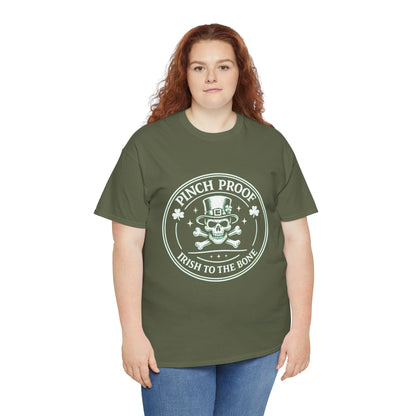 Vintage Skull & Crossbones Irish Tee — Mint Graphic Pirate Emblem T‑Shirt