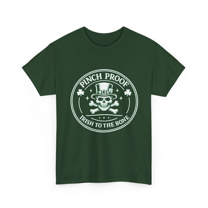 Vintage Skull & Crossbones Irish Tee — Mint Graphic Pirate Emblem T‑Shirt