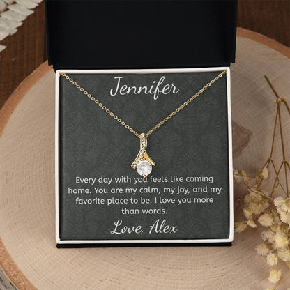 Alluring Beauty Necklace (Yellow & White Gold Variants)